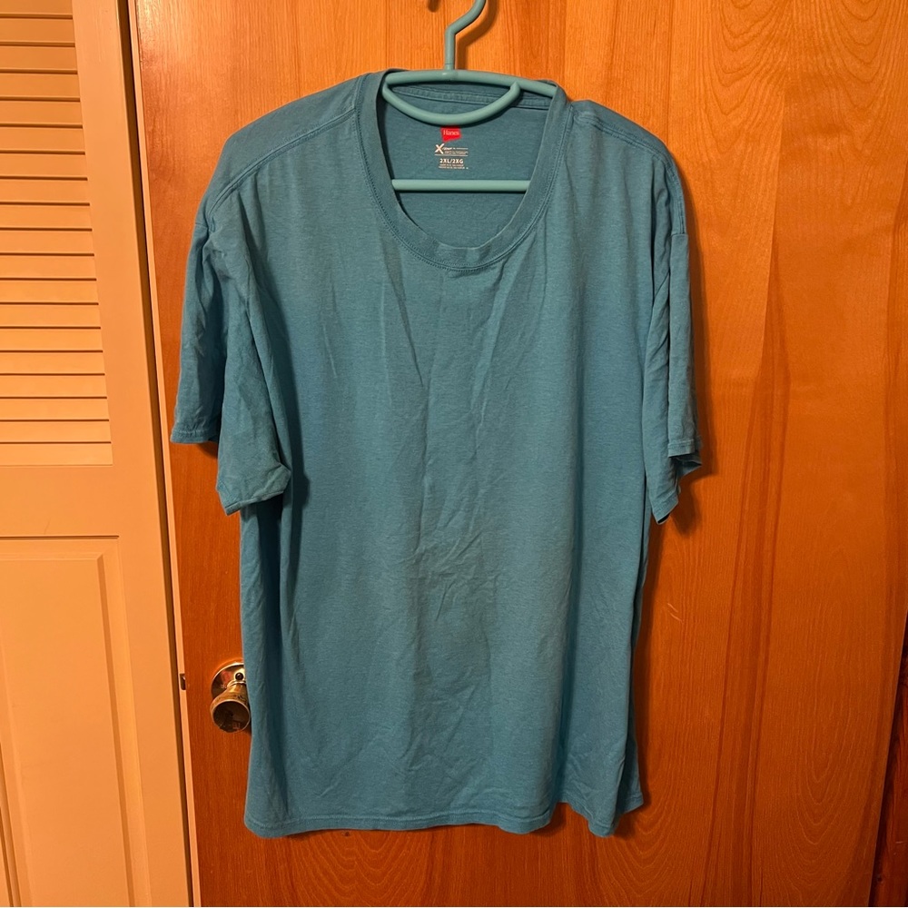 Men’s blue t-shirt